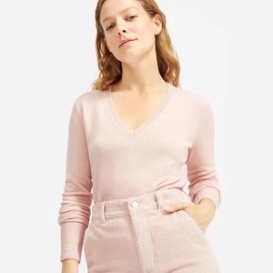 The Cashmere V-Neck Sweater Top - S